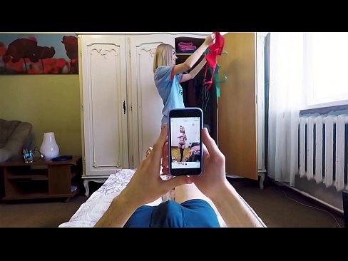 ❤️ Stepsister għamel lil ħuha jiġbor eżatt qabel ma daħlet id-dar Porno f'mt.xxxdl.ru ️❤