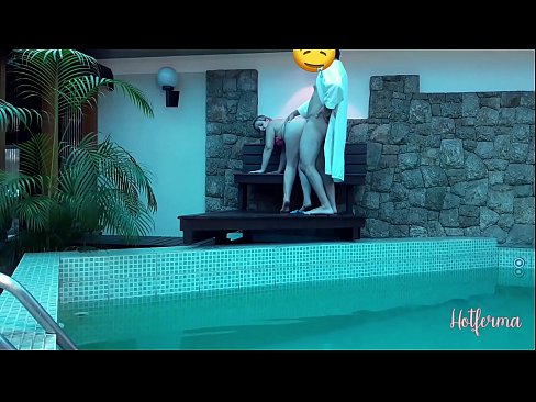 ❤️ Boss jistieden maid għall-pool, iżda ma setgħetx tirreżisti sħun Porno f'mt.xxxdl.ru ️❤